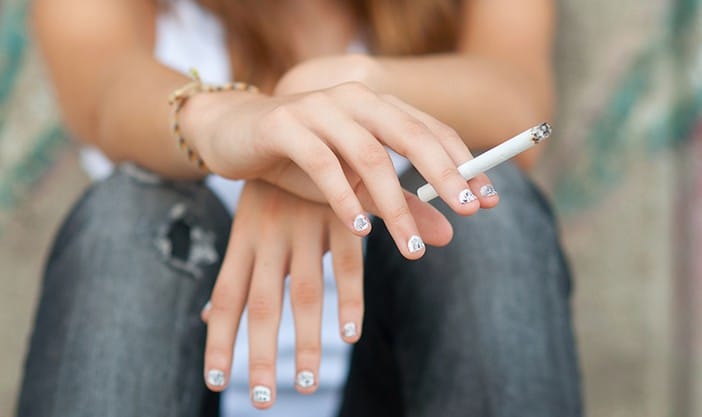 Le tabagisme passif sévit dans les lycées et universités