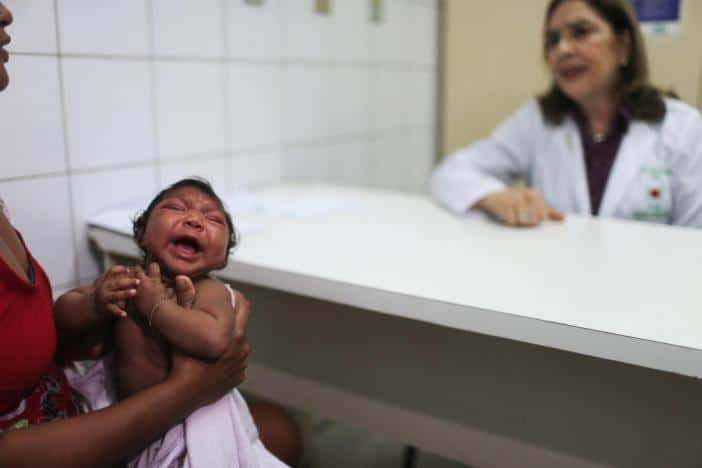 Virus Zika la Suisse lance un registre international pour les femmes enceintes exposees