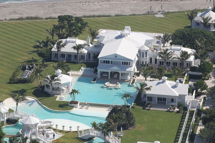 Céline Dion a finalement vendu sa villa… à moitié prix !