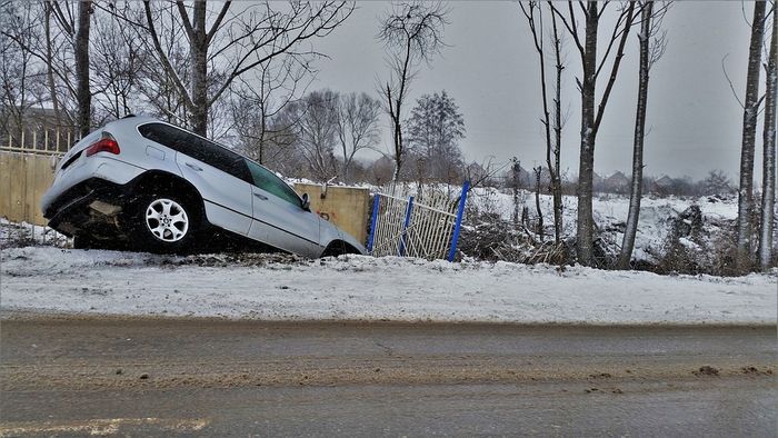 assurance auto malus pour resilies