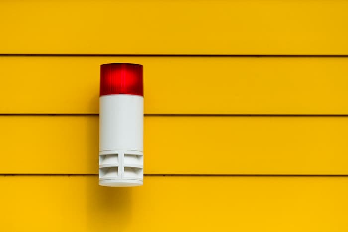 Sécurité domestique : l’alarme sans fil est-elle fiable ?