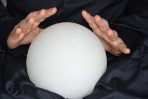Le marché de la voyance en France boule de cristal pour voyance