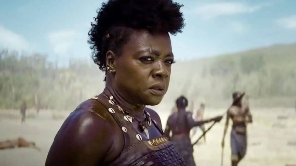 Viola-Davis-action-The-Woman-King (1)