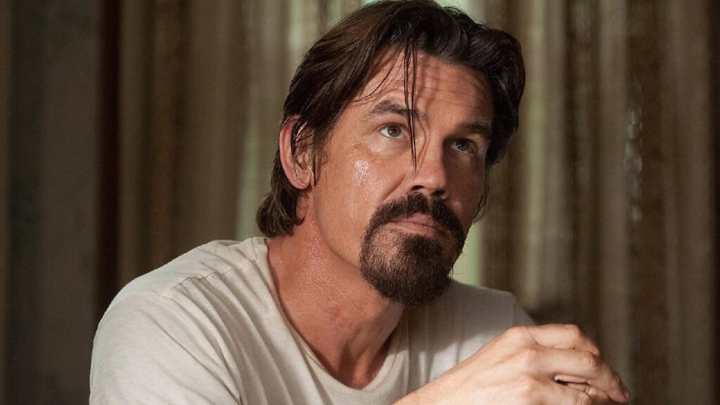 josh-brolin-labor-day film scene (1)