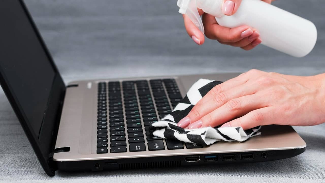 Ordinateur portable comment bien nettoyer votre laptop