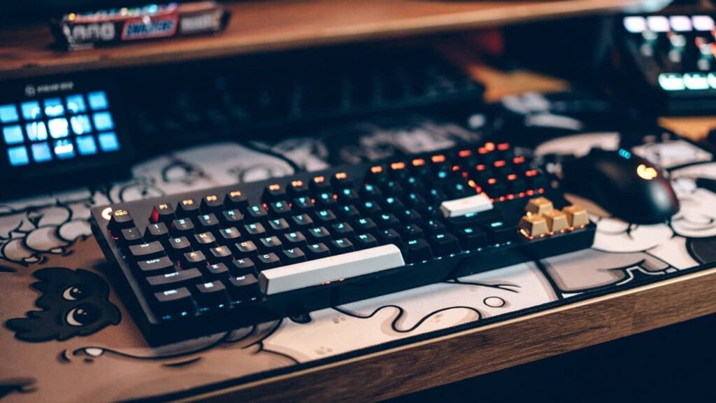 périphérique-clavier-et-souris-gamingh (1)
