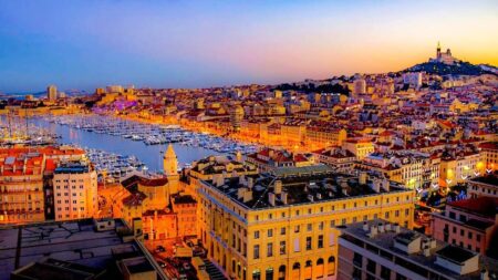 Hébergement à Marseille pas cher : quel quartier privilégier ?