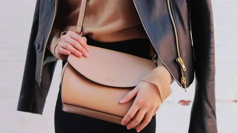 sac à bandoulière pour femme look rock