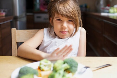 Enfant souffrant de troubles alimentaires