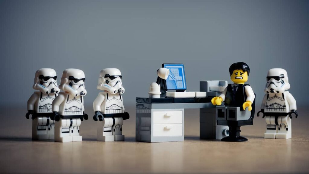 harcèlement moral playmobil travail