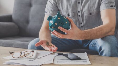 facture impayé argent tirelire