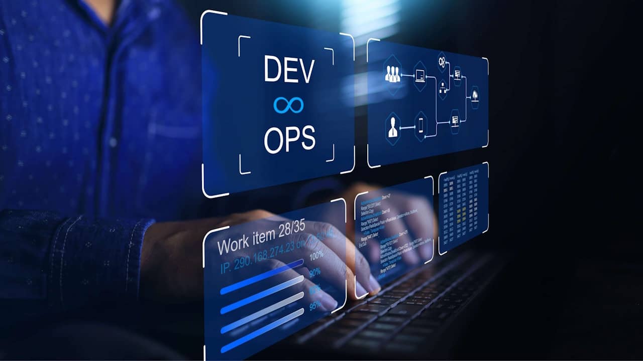 "Je suis devenu DevOps en dix semaines" : récit d’une reconversion réussie