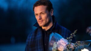 Sam-Heughan-Love-Again-scene