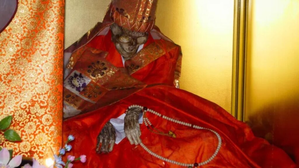 sokushinbutsu