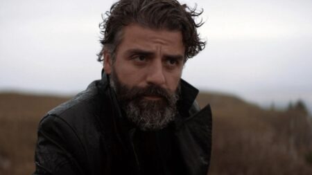 Oscar-Isaac-Dune-Scene