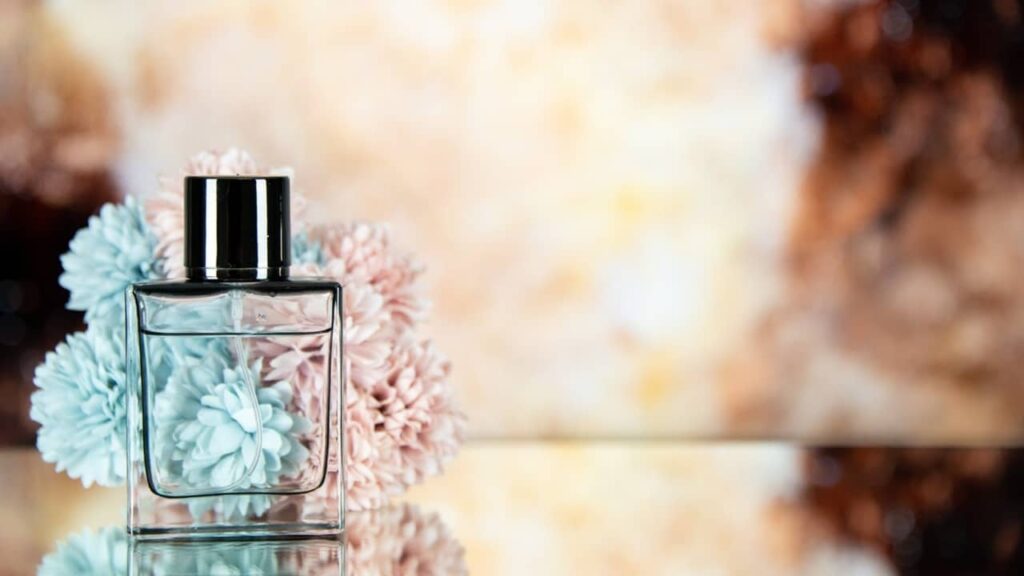 Parfum-femme-2025-bottle (1)