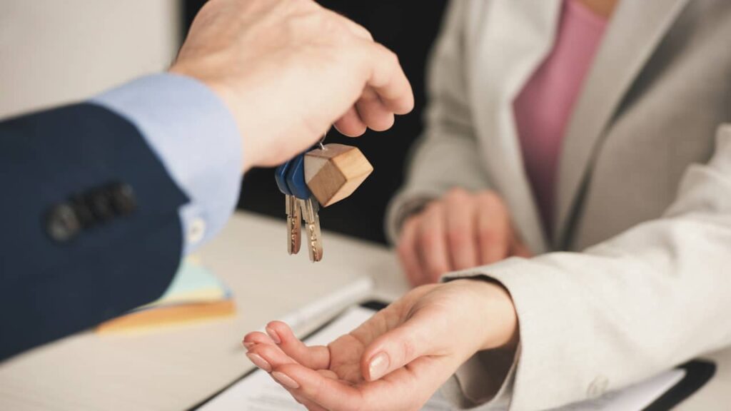 agent immobilier rendu clé