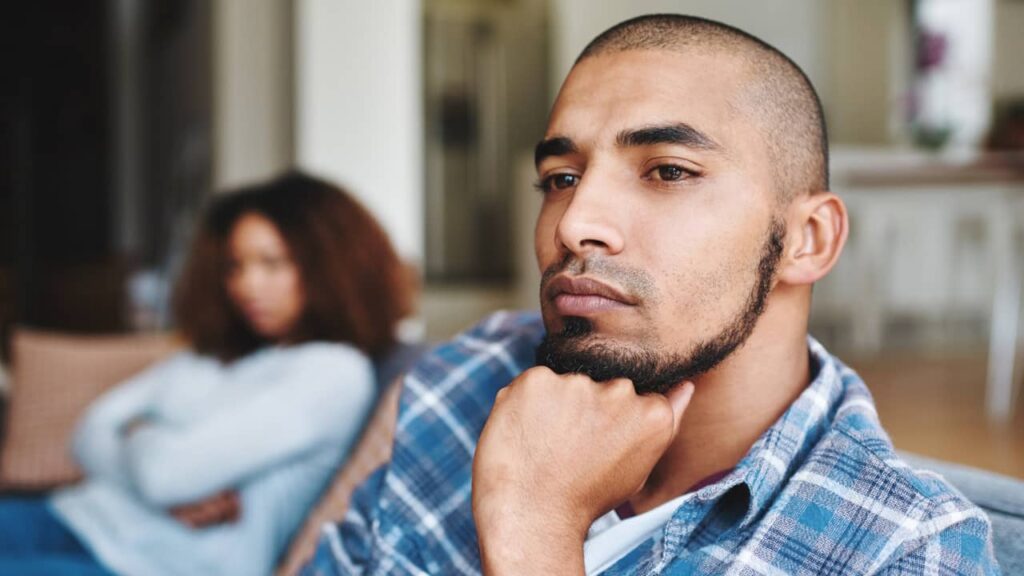homme perdu pensée