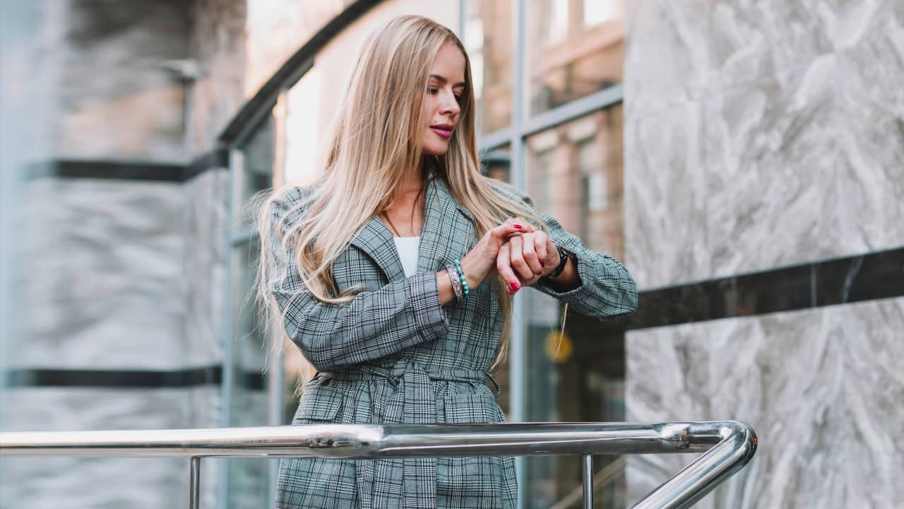 Montres iconiques pour femme : symbole de style et de confiance