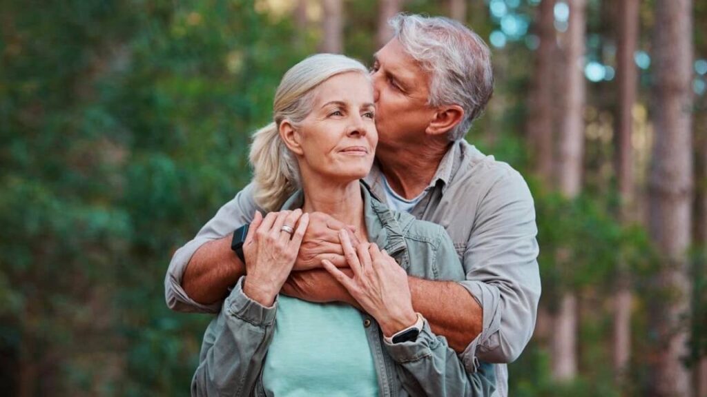 couple de retraités complices