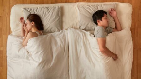 Mon mari ne me touche plus : que faire face à cette situation ? couple triste