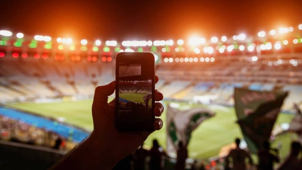 engagement instantané des supporters sur les réseaux sociaux