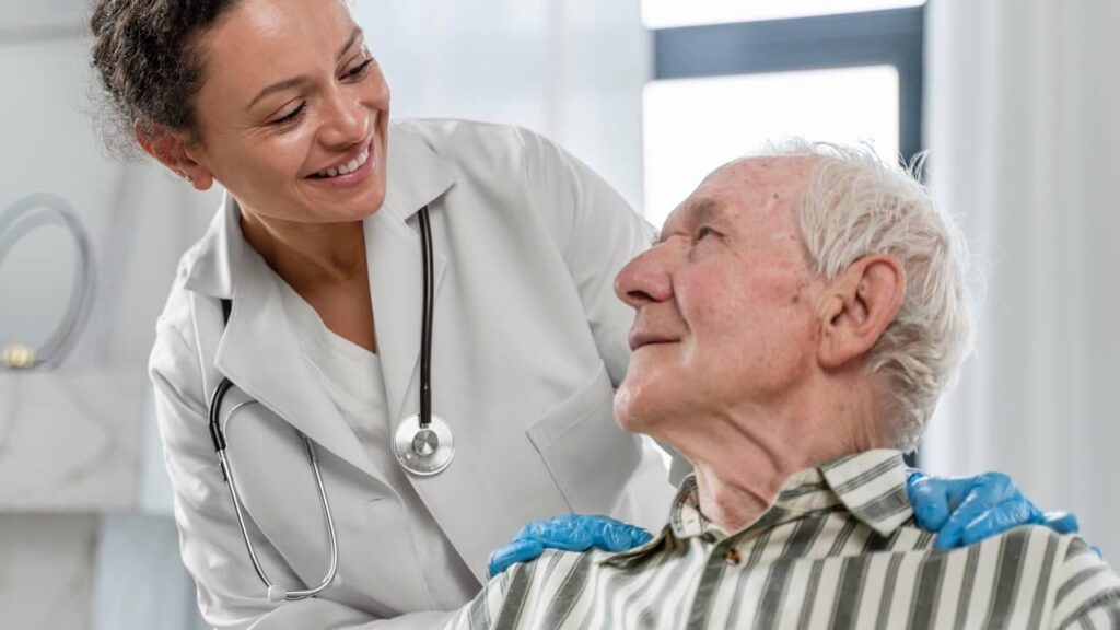 infirmiere personne agee