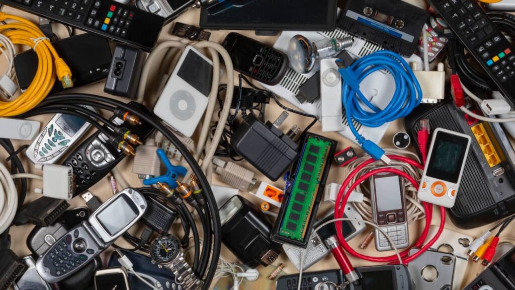 déchets électroniques composants