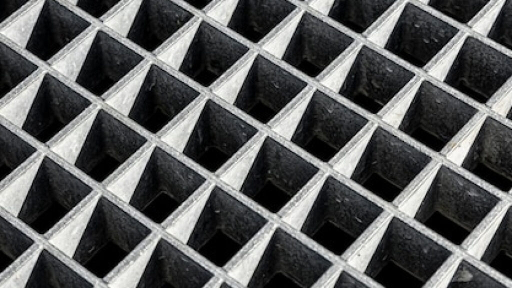 Pourquoi choisir un caillebotis sur mesure pour vos aménagements ?