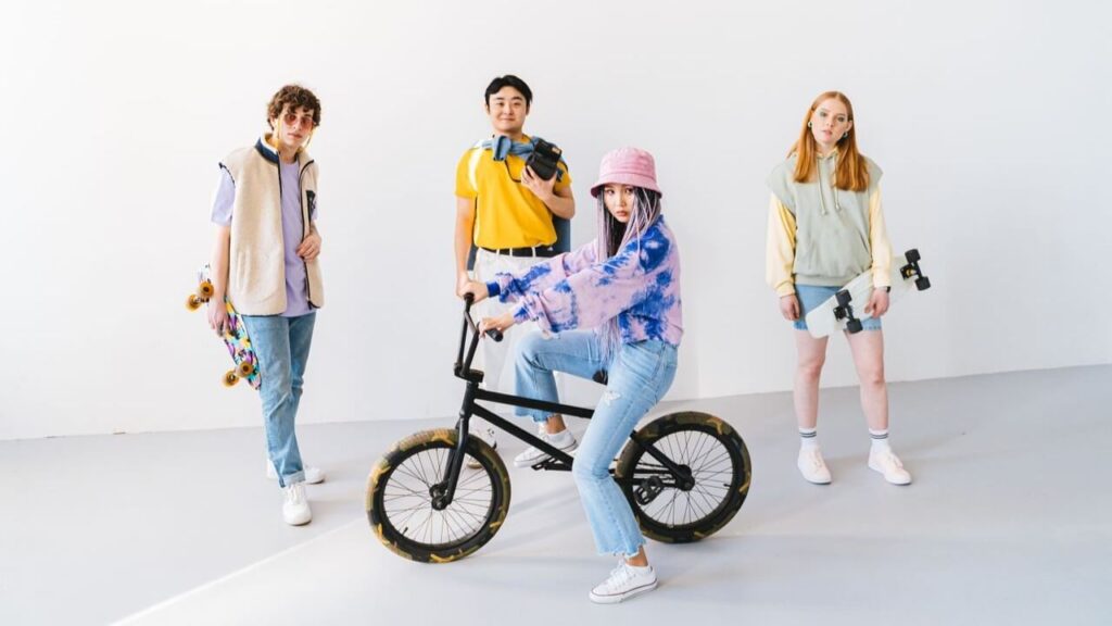 petits-business-modeling-adolescent (1)