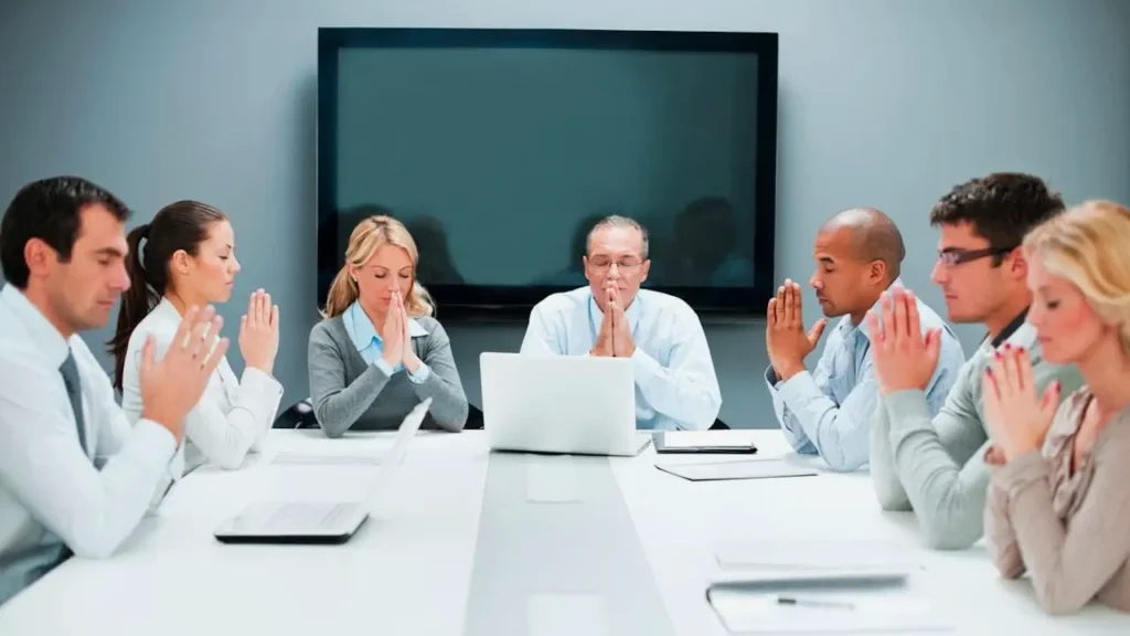 Québec élargit l’encadrement des signes religieux et des visages découverts au travail : une affirmation nécessaire de notre laïcité Québec élargit l'encadrement des signes religieux et des visages découverts au travail : une affirmation nécessaire de notre laïcité
